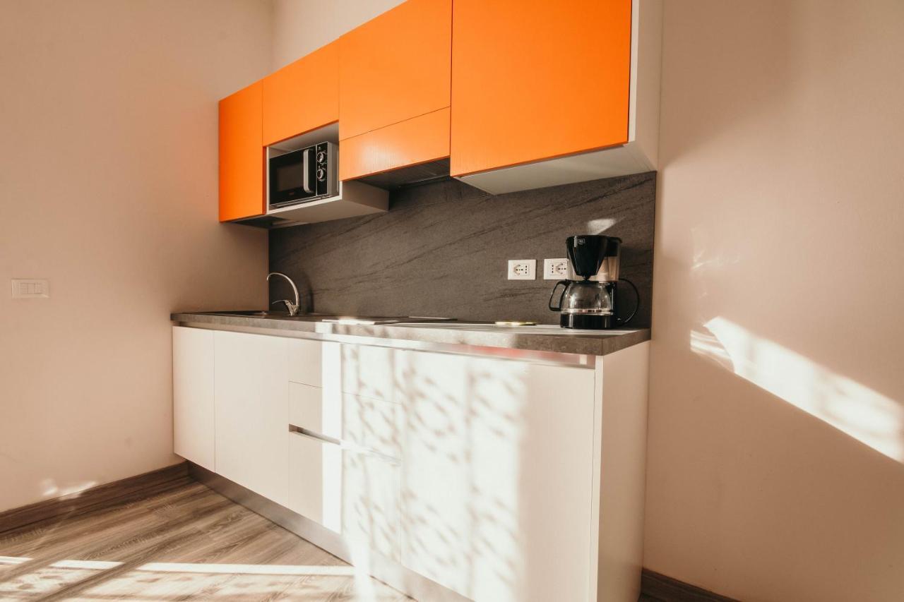 Al 13 Rosso - Lakeside Leisure & Business Стреза Екстер'єр фото