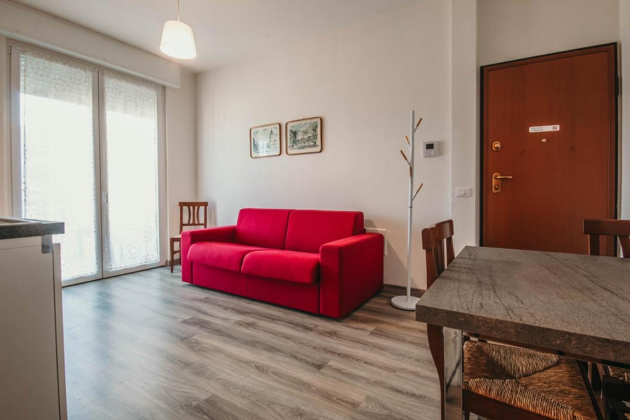 Al 13 Rosso - Lakeside Leisure & Business Стреза Екстер'єр фото